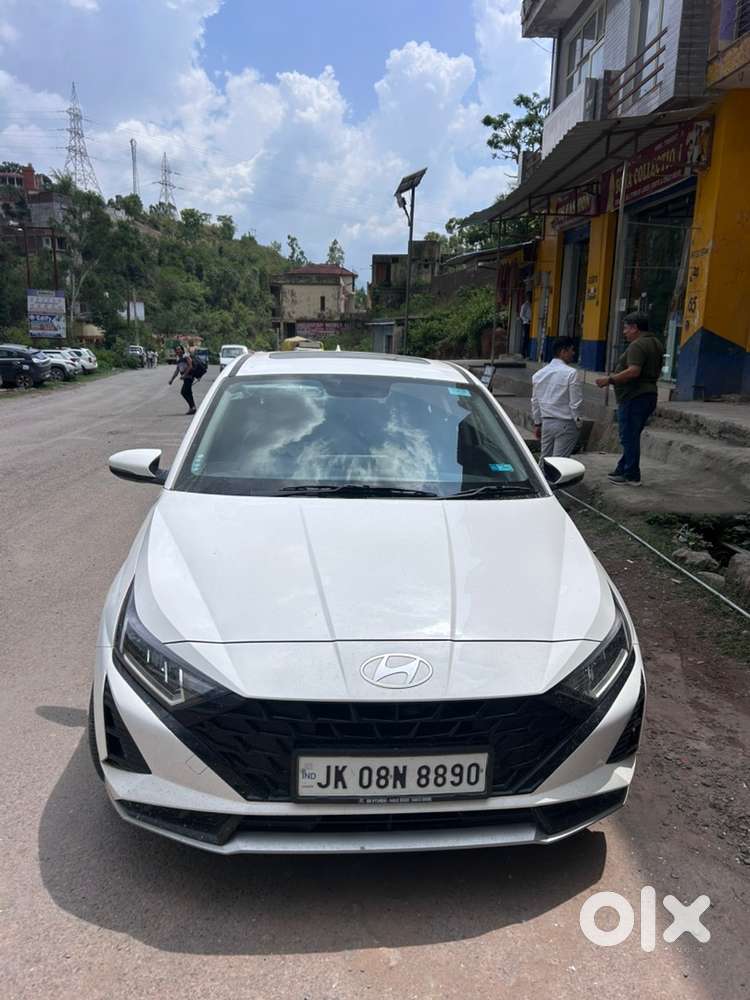 Hyundai I20 Asta 2023 Km Driven