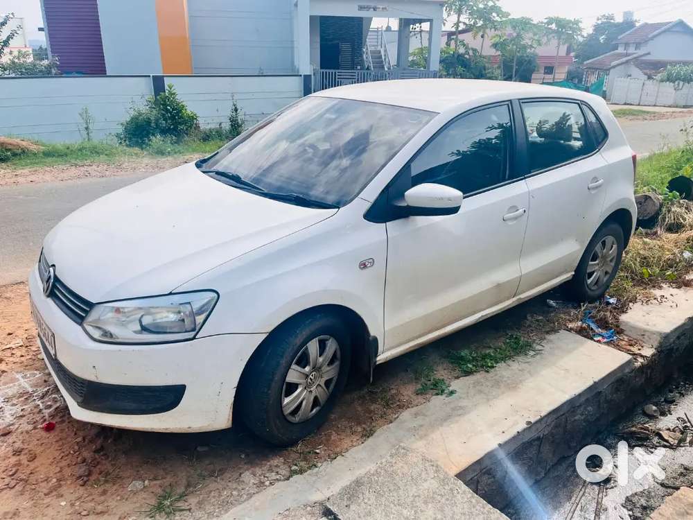 Volkswagen Polo Comfortline 2011 Car