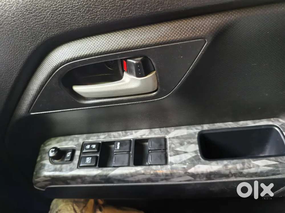 Maruti Suzuki Wagonr Zxi Plus Dual Tone