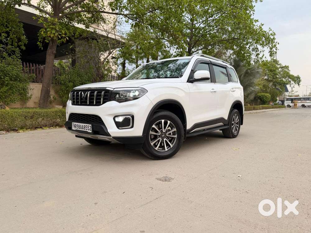Mahindra Scorpio N Z8 Petrol At 7 Str, 2026, Petrol