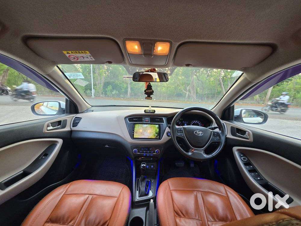 Hyundai I20 Asta (o) 1.2 Mt Dual Tone, 2019, Cng & Hybrids
