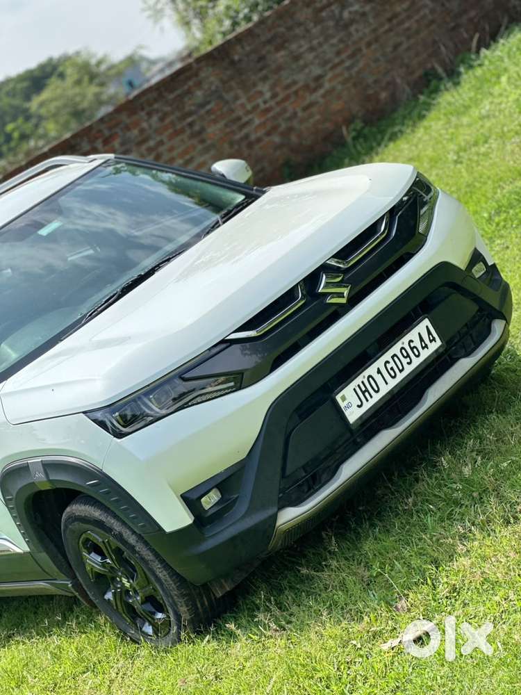 Maruti Suzuki Brezza 1.5 Zxi At Smart Hybrid Dual Tone, 2025, Petrol