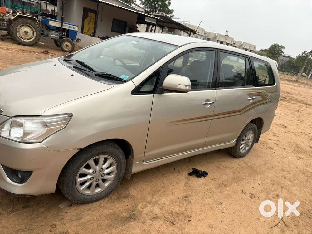 Toyota Innova Diesel 2013