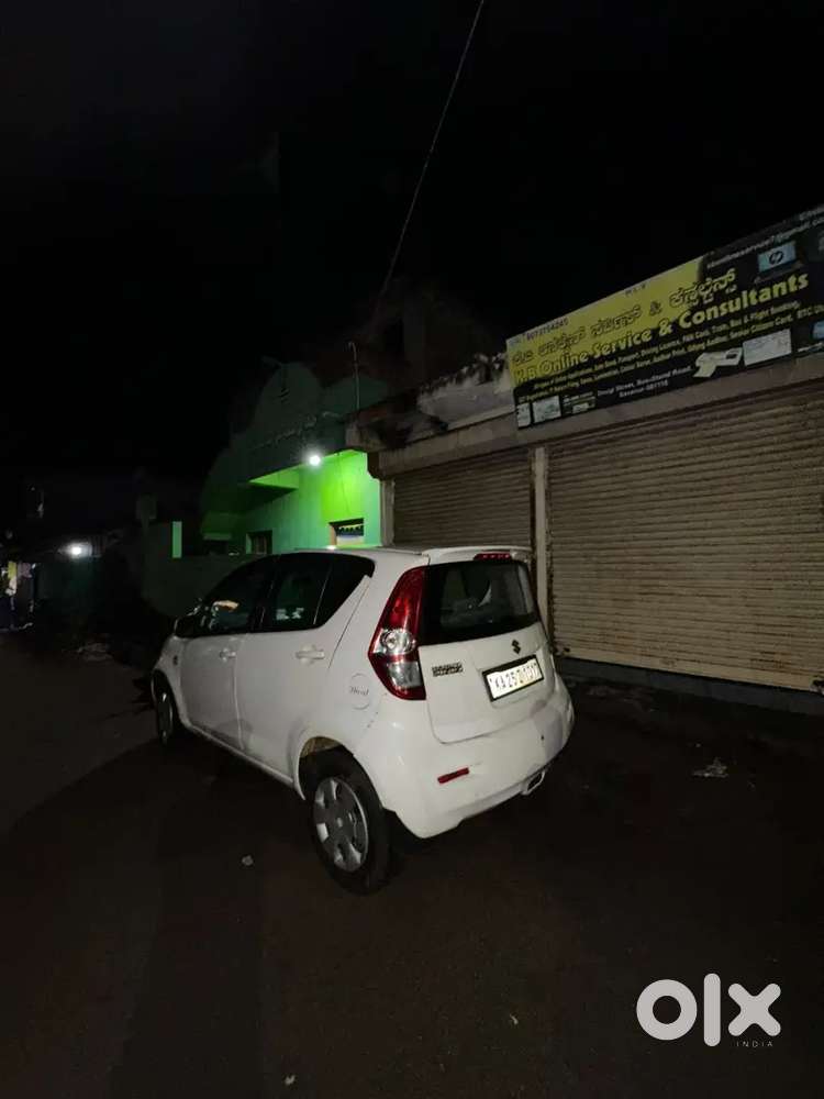 Maruti Suzuki Dzire 2011