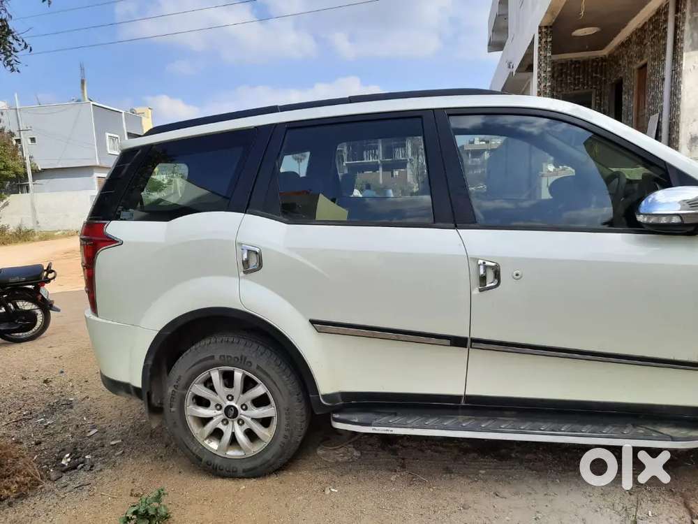 Mahindra Xuv500 2016 Diesel 106000 Km Driven