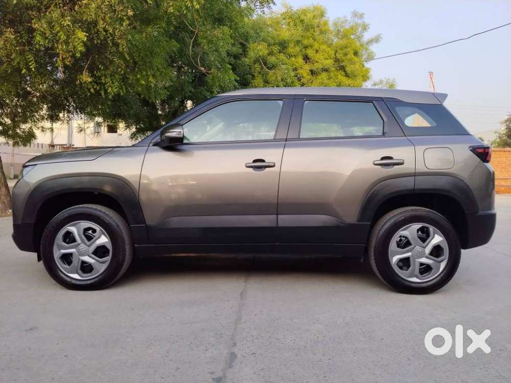 Maruti Suzuki Brezza 1.5 Vxi Smart Hybrid, 2025, Petrol
