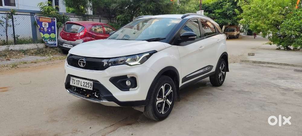 Tata Nexon 1.2 Revotron Xz Plus, 2022, Petrol