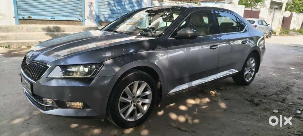 Skoda Superb Lk 1.8 Tsi At, 2018, Petrol