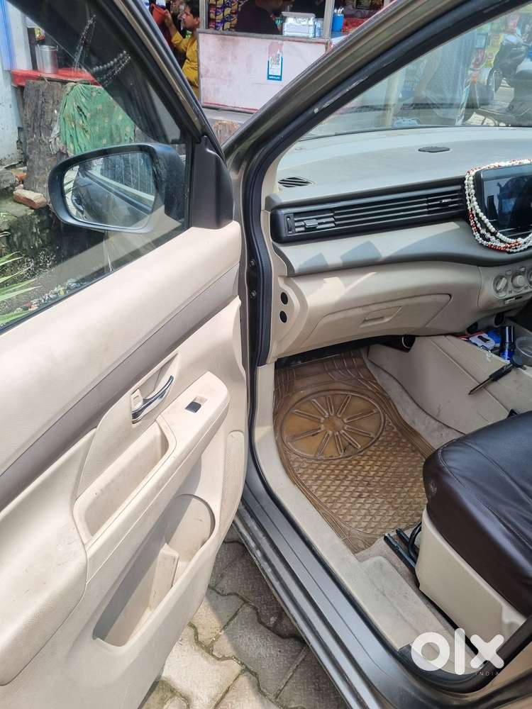 Ertiga  Vxi Magna Grey 2019 January
