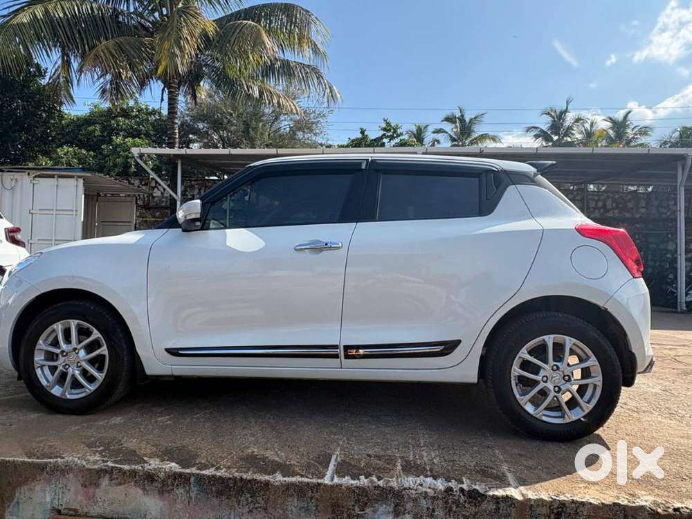 Suzuki Swift 1.2 Zxi+ Ags/petroil, 2019 (first Registration-01.2020)