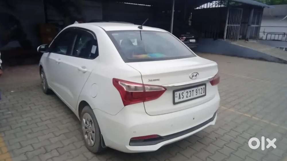 Hyundai Xcent 2018 Petrol 33500 Km Driven