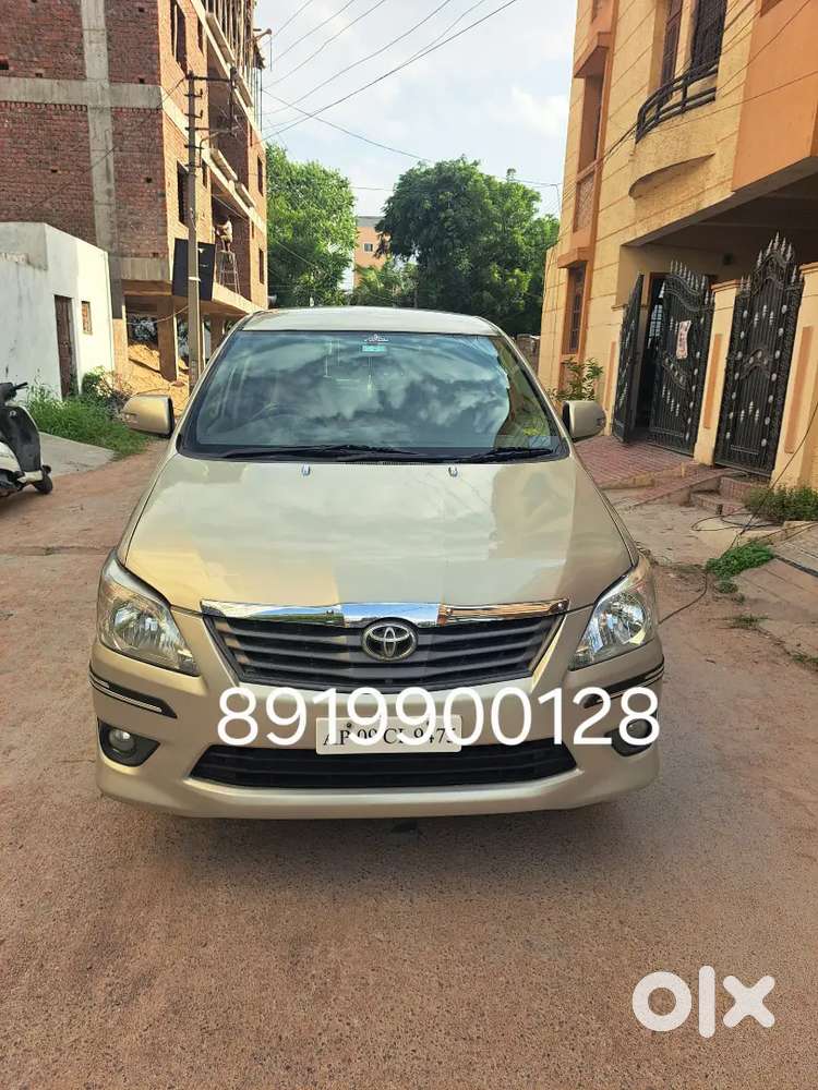 Toyota Innova 2.5 Ev 2012