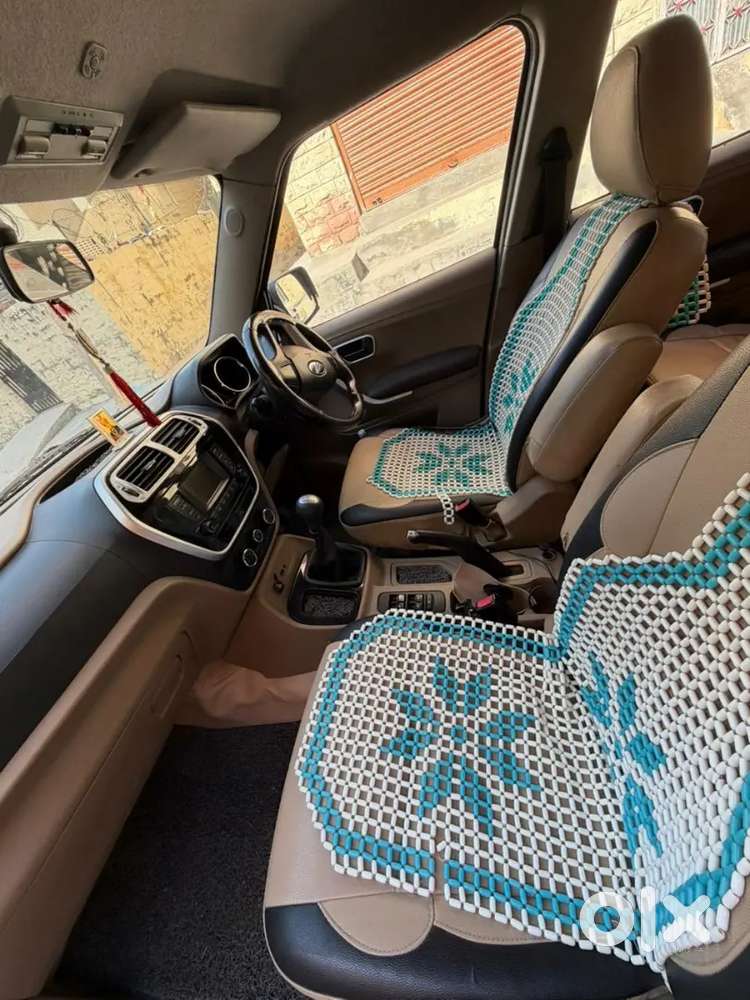 Mahindra Tuv 300 2018 Model