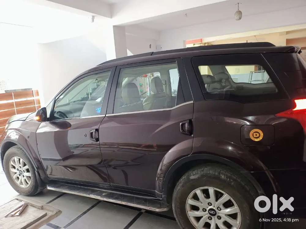 Mahindra Xuv500 W10  2016 Diesel 176000 Km Driven