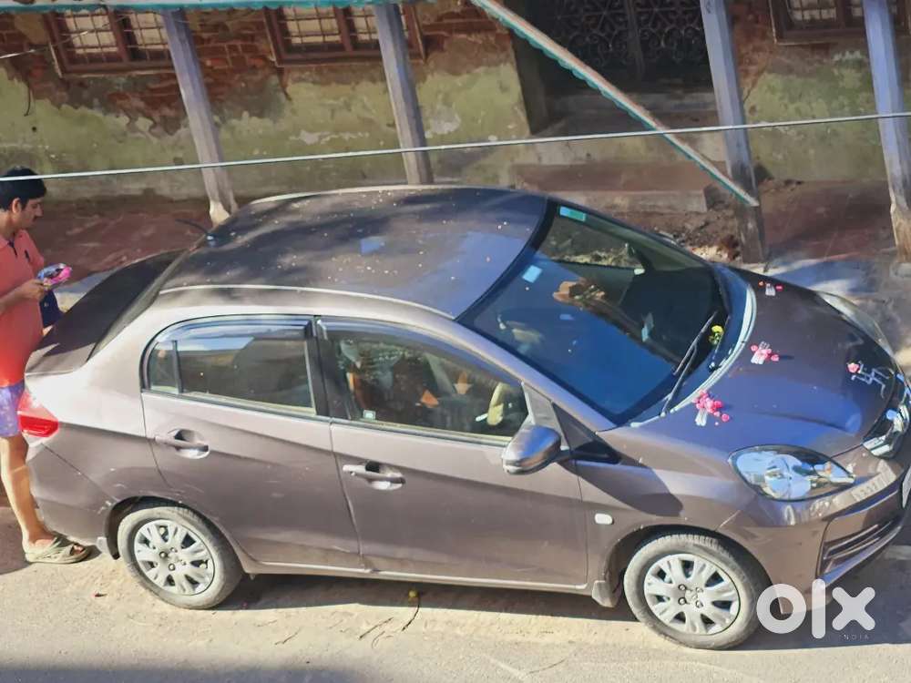 Honda Amaze 2016 Petrol Well Maintained