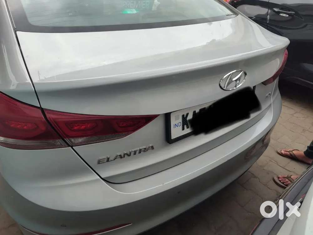 Hyundai Elantra 2018 Petrol Well Maintained