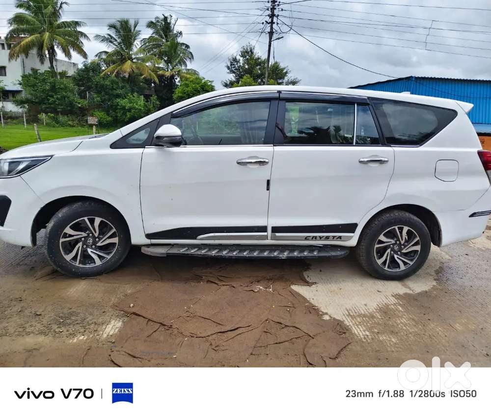 Toyota Innova Crysta 2.4 2021