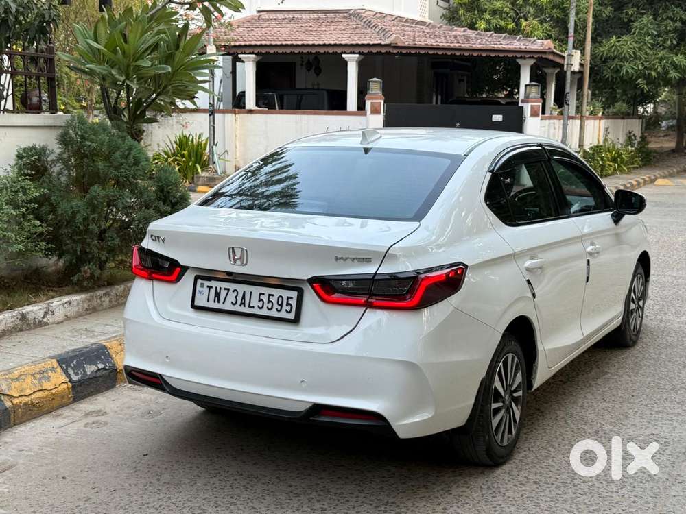 Honda City V Mt Sunroof, 2025, Petrol