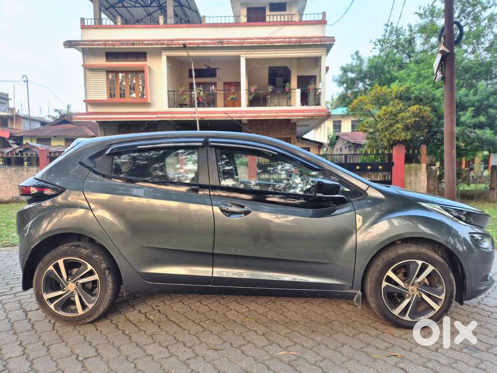 Tata Altroz Xz, 2023, Petrol