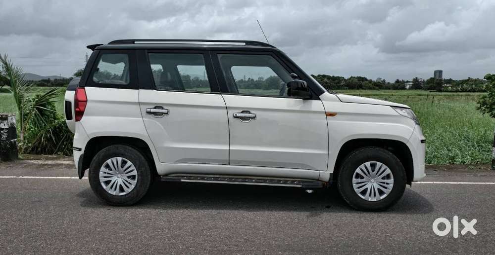 Mahindra Tuv 300 T8 Amt (automatic), 2016, Diesel