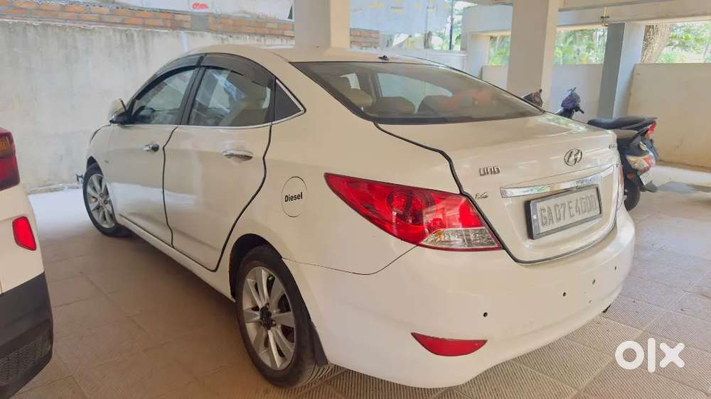 Hyundai Verna 2011 Diesel 60000 Km Driven