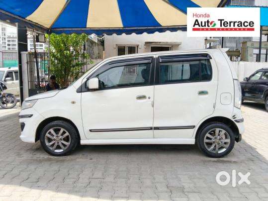 Maruti Suzuki Wagon R Stingray 1.0 Vxi Plus, 2016, Petrol