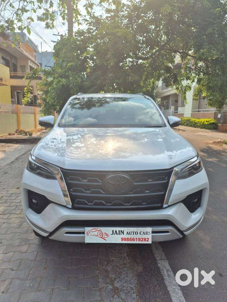 Toyota Fortuner 4x2 At 2.8 Diesel, 2023, Diesel