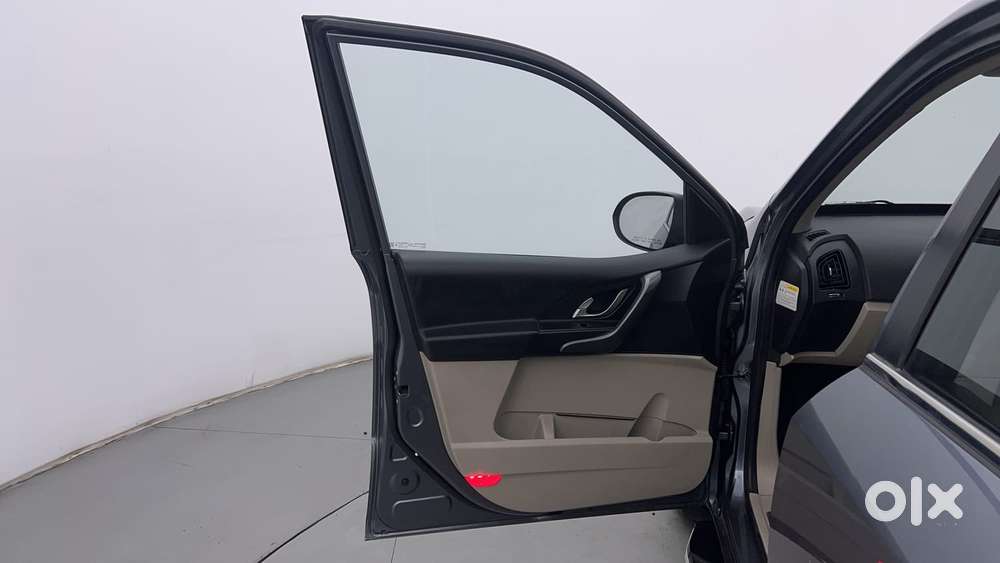 Mahindra Xuv500 2.2 W10, 2017, Diesel