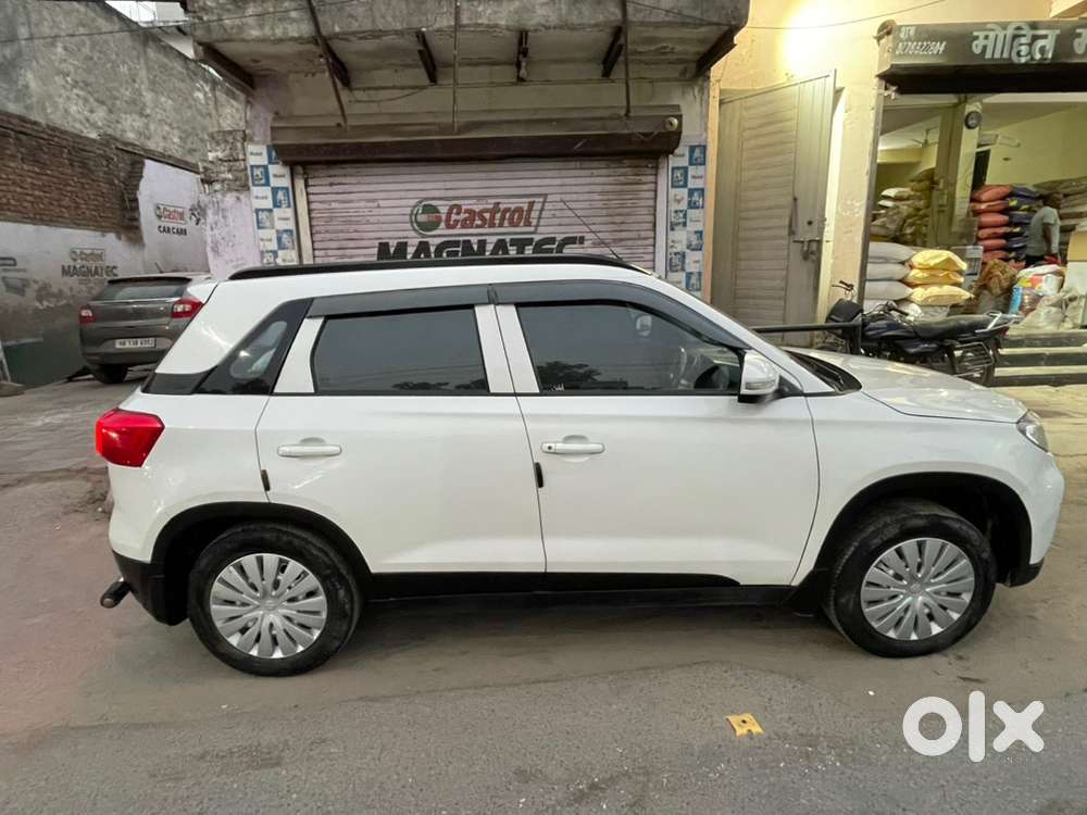 Maruti Suzuki Brezza Lxi 2022