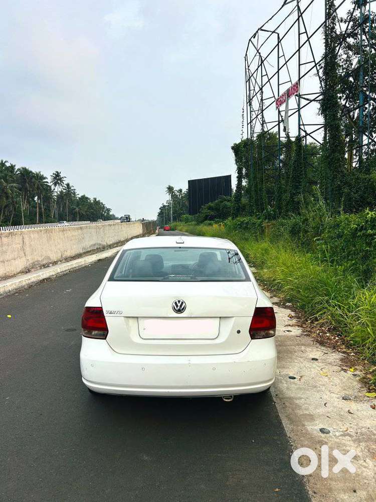 Volkswagen Vento 1.6 Mpi All Star, 2015, Petrol