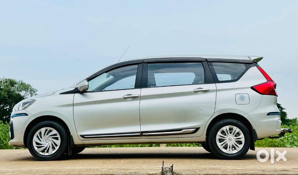 Maruti Suzuki Ertiga 1.5 Vxi, 2021, Petrol