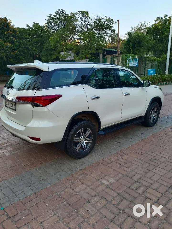 Toyota Fortuner 4x2 At 2.8 Diesel, 2018, Diesel