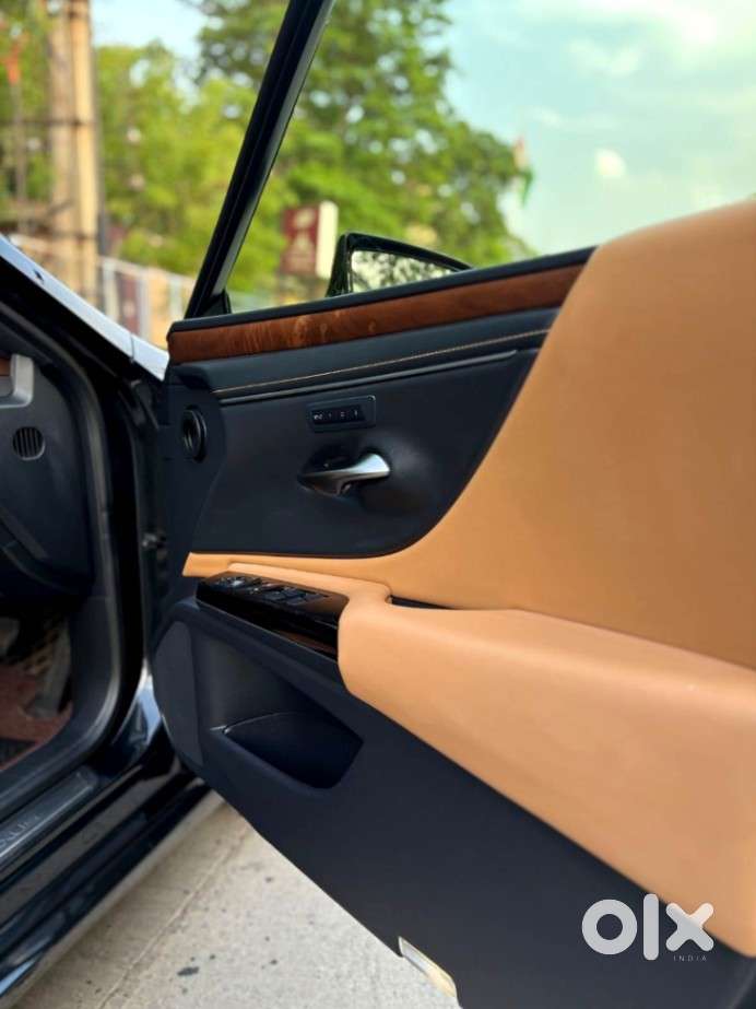Lexus Es 300h Exquisite, 2025, Petrol