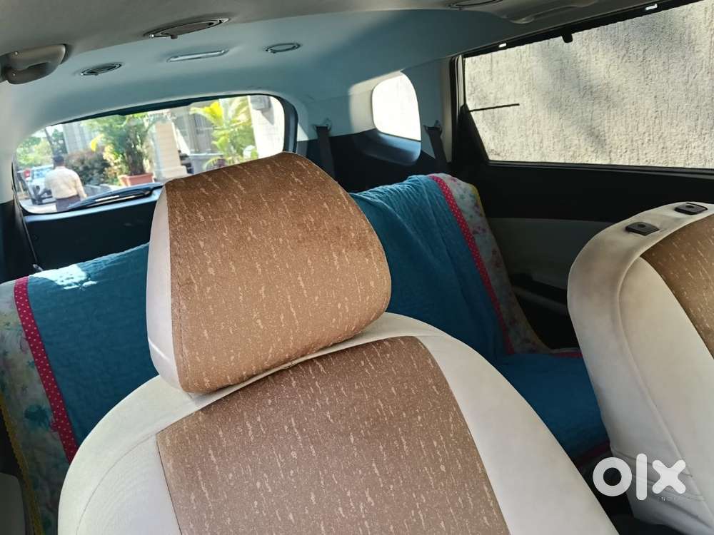 Kia Carens 2024 Petrol Well Maintained