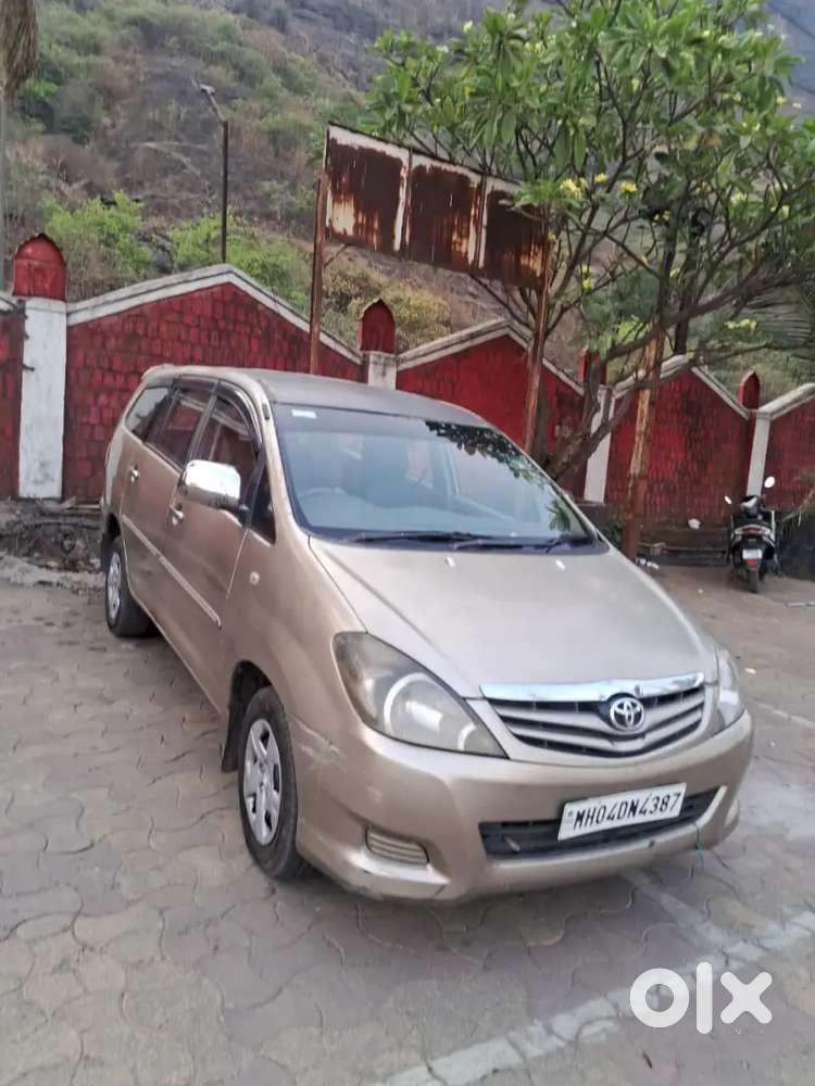 Toyota Innova 2008 Diesel 787878 Km Driven