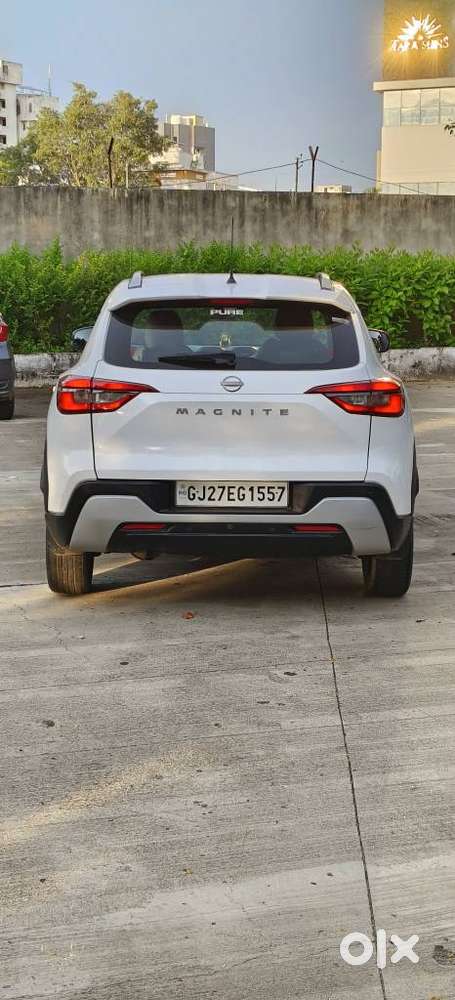 Nissan Magnite 1.0 Xv Executive, 2023, Cng & Hybrids