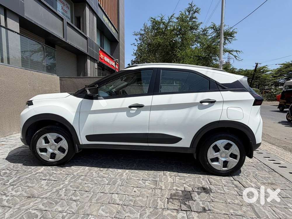 Tata Car 2024, 31k Km Petrol Manual
