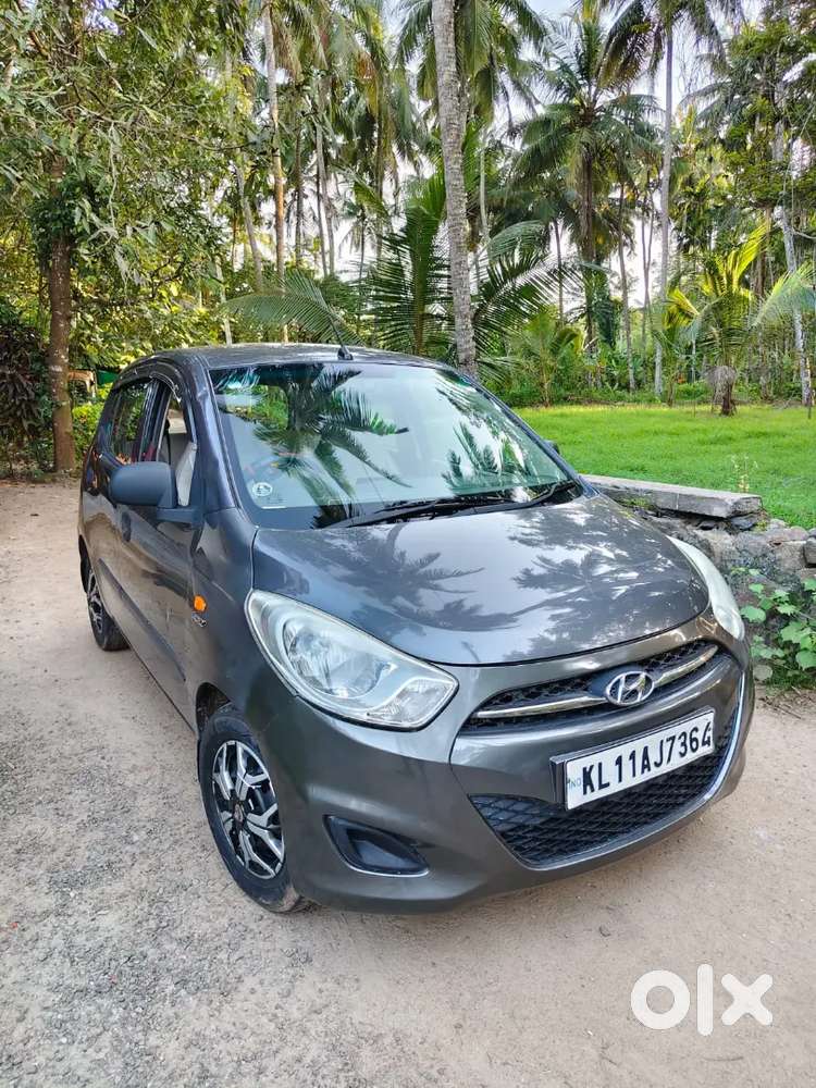 Sale Or Exchange 2011 Model Hyundai I 10 Era Plus