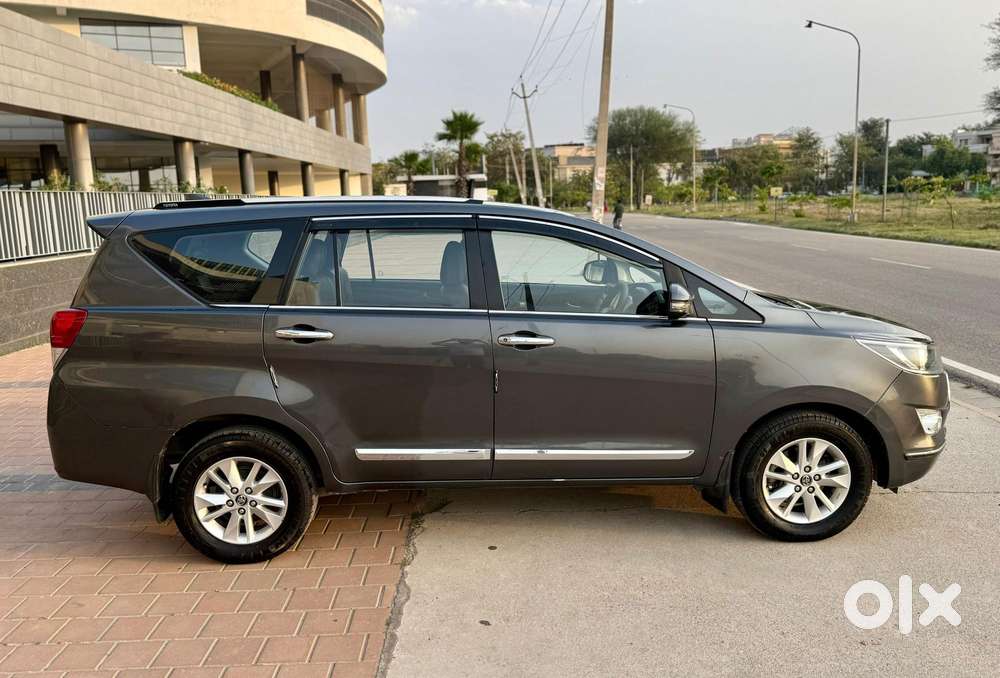 Toyota Innova Crysta 2.8 Gx At 7 Str, 2019, Diesel