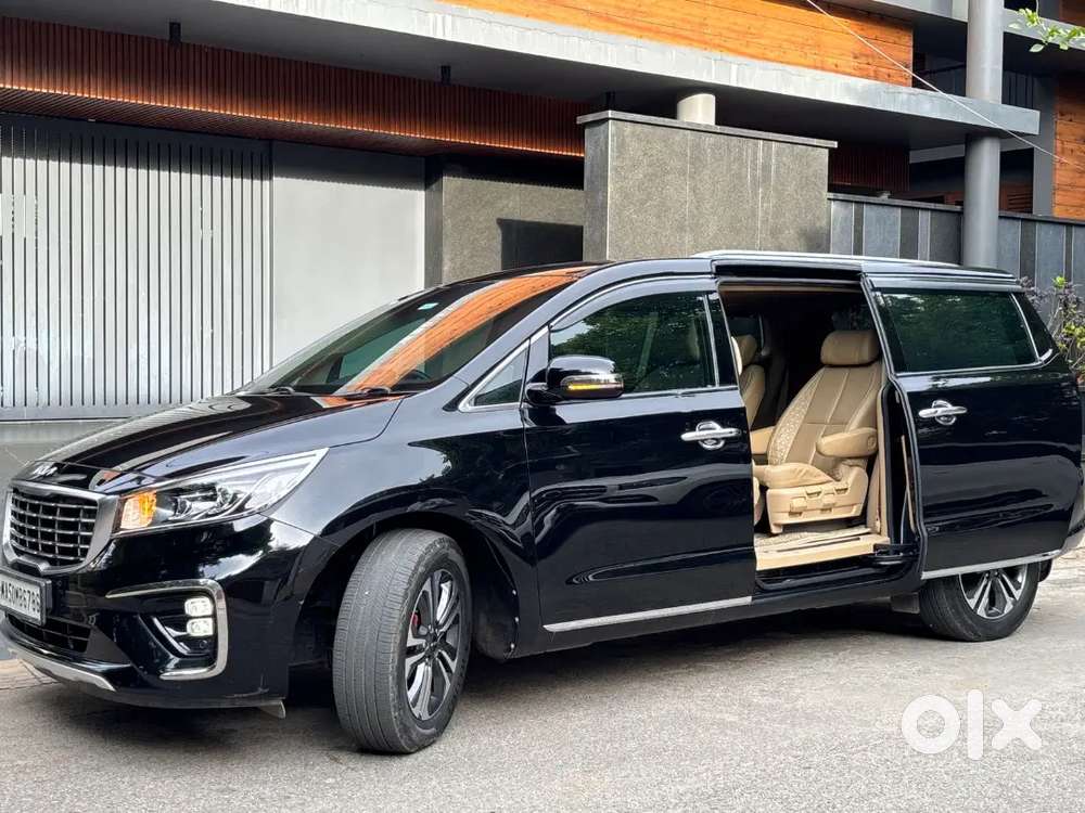 Kia Carnival Limousine Plus 2022 Diesel 71000 Km Driven