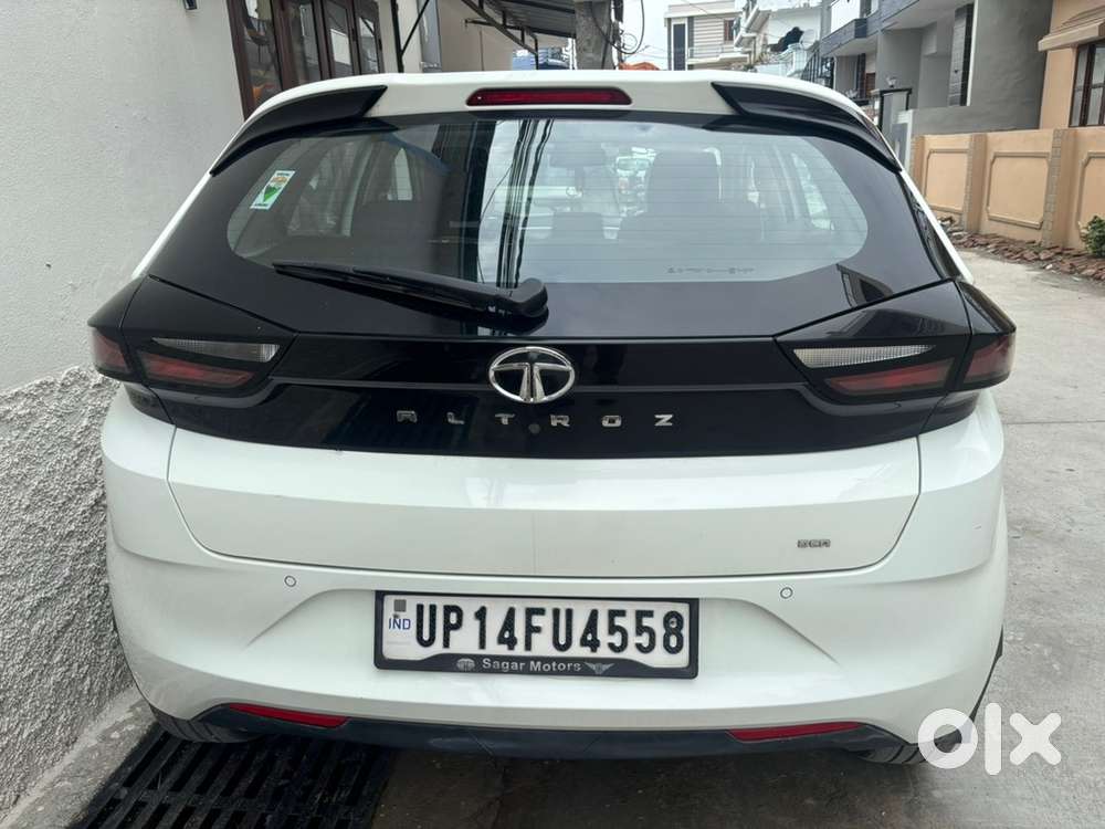 Tata Altroz Xza 2023 Petrol Automatic