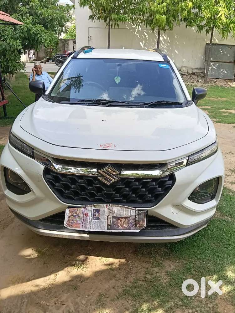 Maruti Suzuki Fronx 2024 Cng & Hybrids 24000 Km Driven