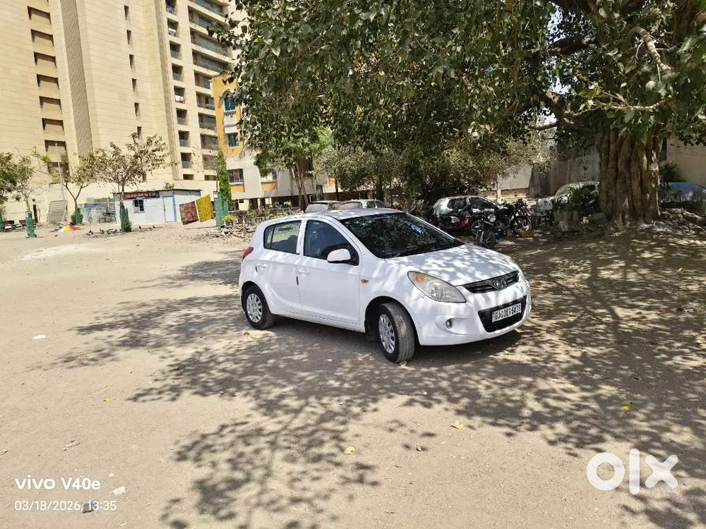 Hyundai New I20 2010 Cng & Hybrids 90000 Km Driven