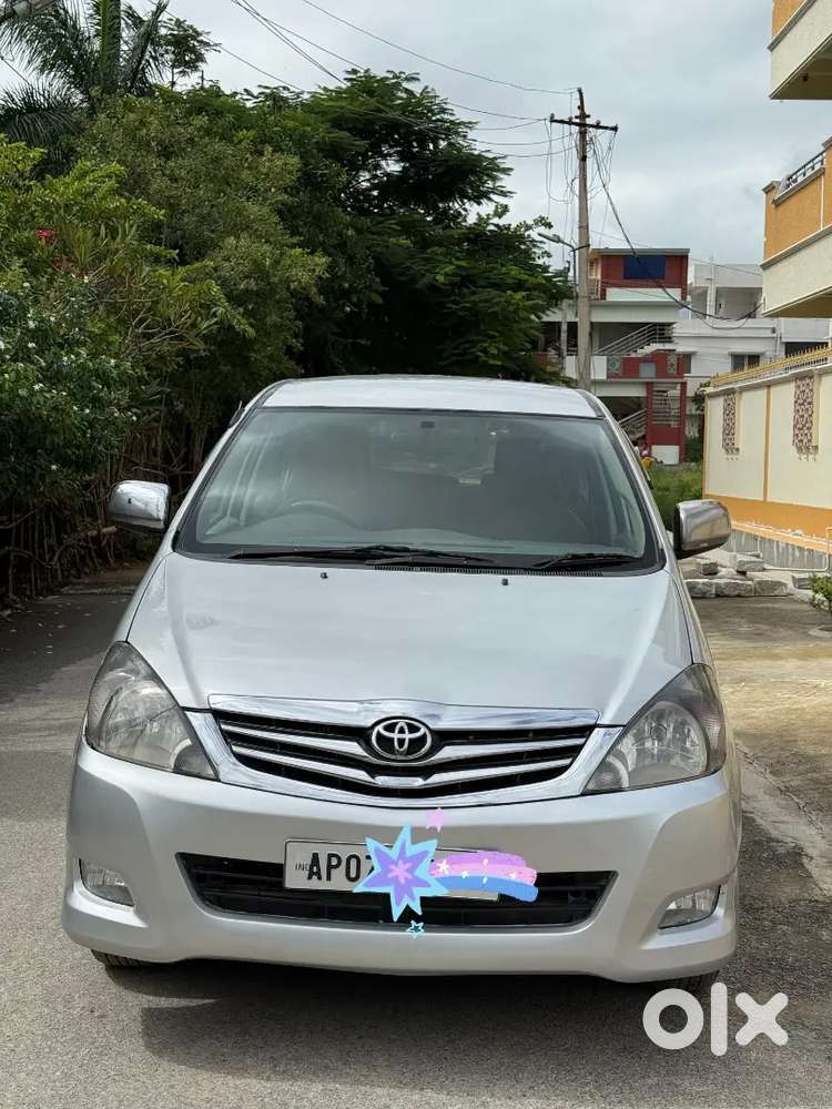 Toyota Innova 2011 Diesel Well Maintained