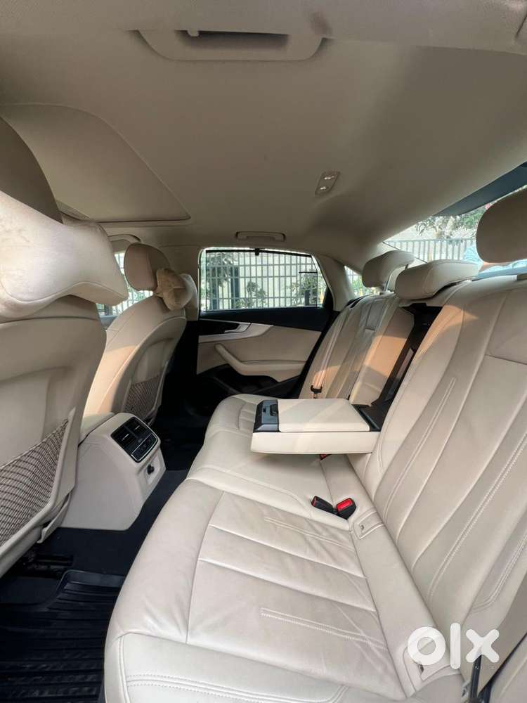 Audi A4 2.0 Premium Plus 40 Tfsi, 2024, Petrol