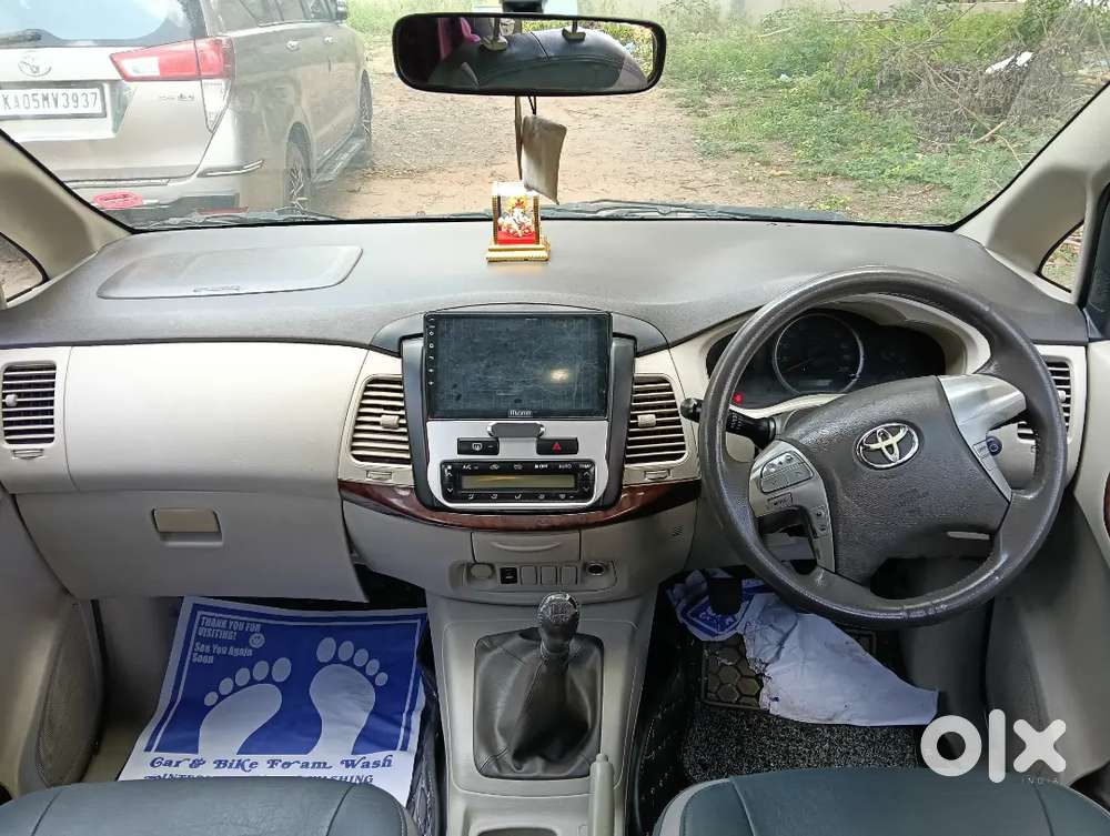 Toyota Innova Diesel 7 Str 2013
