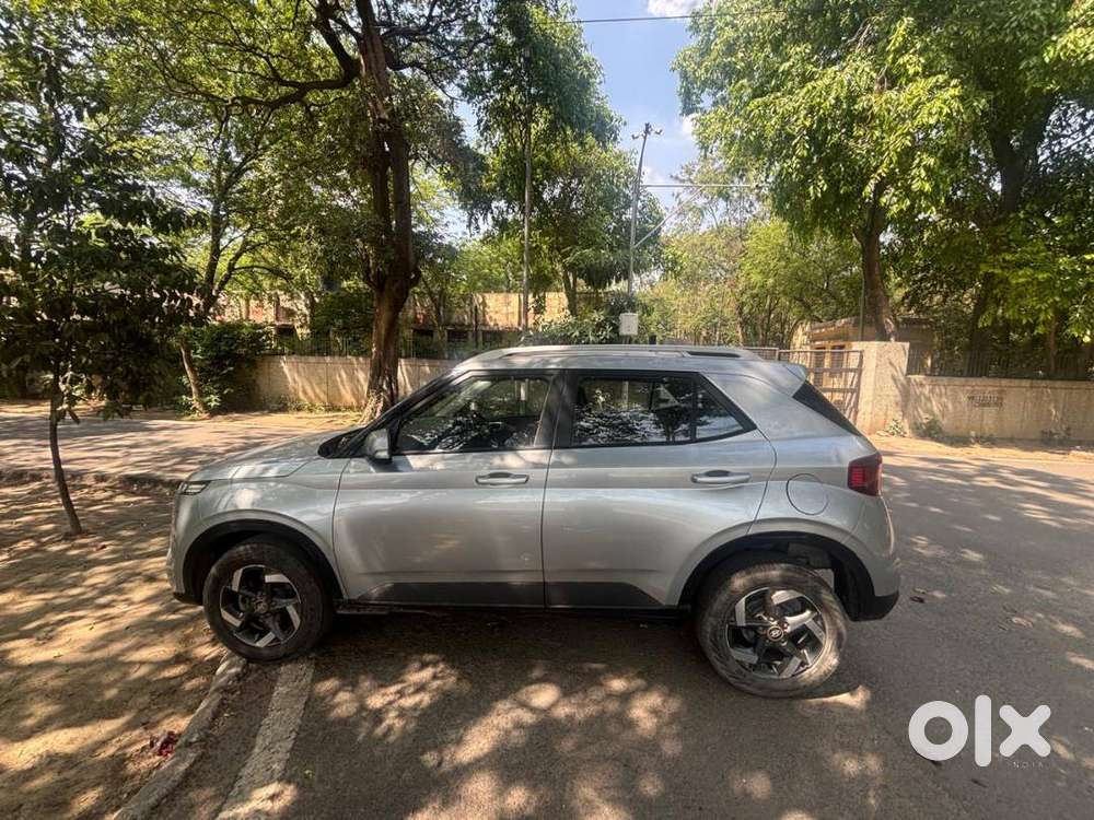 Hyundai Venue 2020 Petrol Good Condition