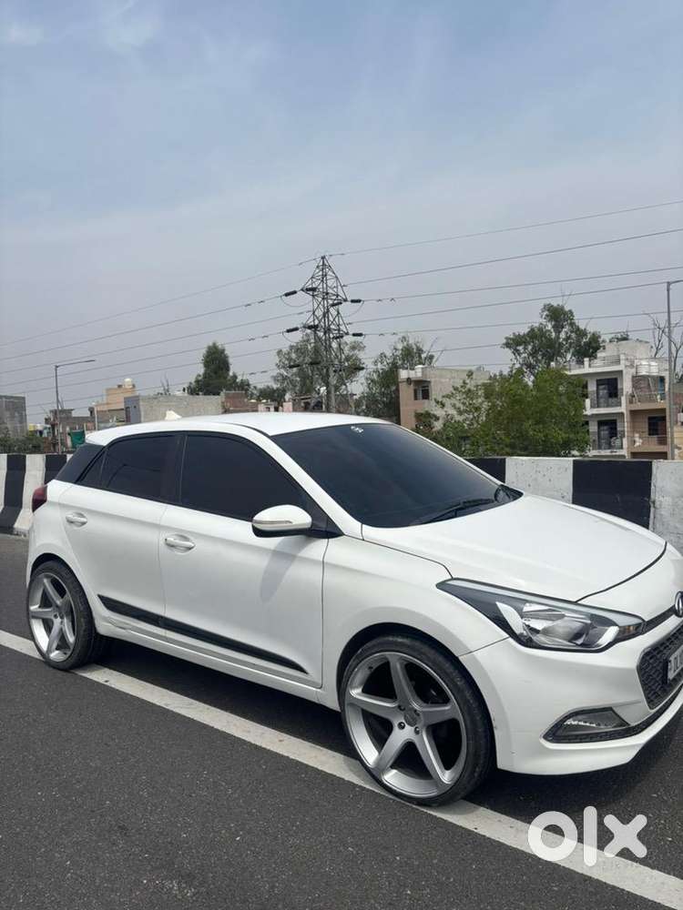 Hyundai Car 2015 Model 20 Inch Alloy Wheels With New Tyres
