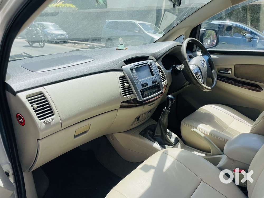 Toyota Innova 2.5 V 7 Str, 2014, Diesel