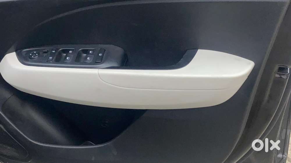 Hyundai Venue 1.0 S (o) Turbo Imt, 2022, Petrol